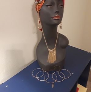 4 Pierce Fashion Jewelry Set